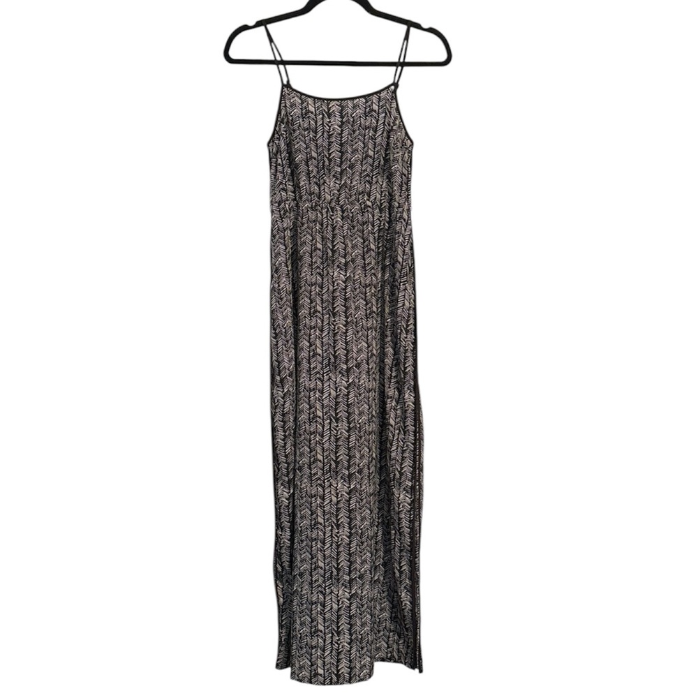 🖤 Ann Taylor Loft Black and White Patterned Maxi Dress